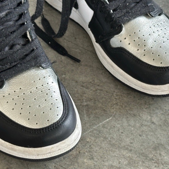 aj1 air jordan 1 retro high mid silver toe black white leather W 7.5 6 Mens - Picture 4 of 6